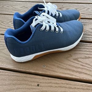 Lightly worn NoBulls 6.5